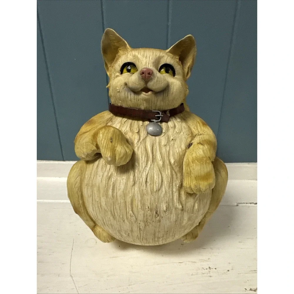 Resin Fat Orange Cat Tubby Tabby Kitty Figurine With Yarn 9